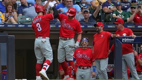 Harper, Phillies win 7th in a row, hand Brewers 6th straight loss