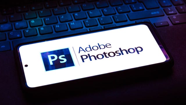Adobe rolling out free version of Photoshop
