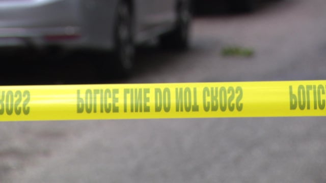 Philadelphia police investigate double shooting that killed 1 man, injured teen in Feltonville