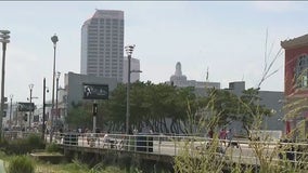 Atlantic City named number 1 boardwalk in U.S., by travel guide