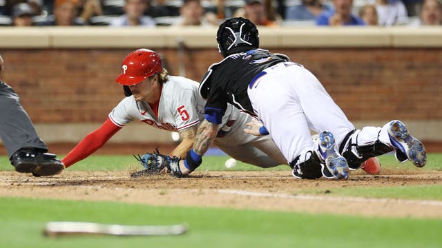 Vierling, Phils star on defense, end Mets' 6-game win streak