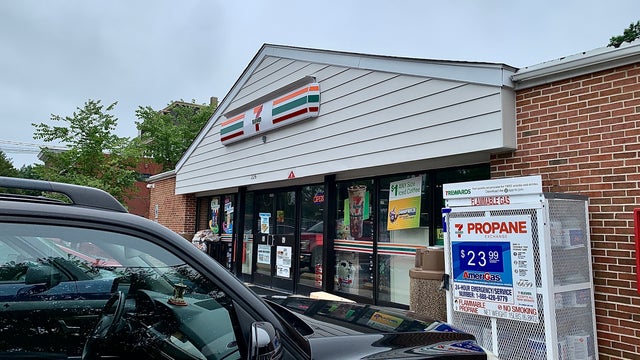 Winner! $1 million Mega Millions ticket sold at 7-Eleven in Montgomery County