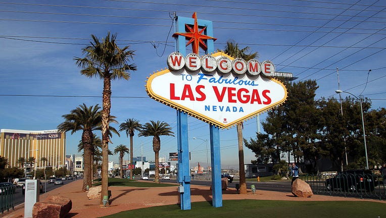 USA - Las Vegas Goes Solar sign