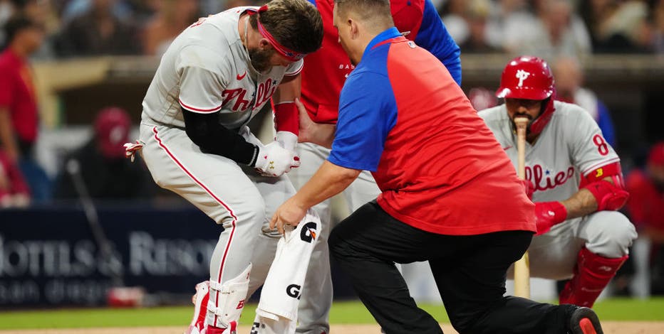 6-year-old boy goes viral on TikTok after enthusiastic reaction to getting  Phillies tickets 