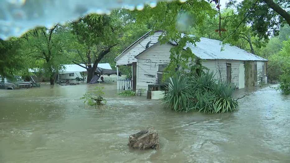 P_RABB-SE-DALLAS-_-MESQUITE-FLOODING-530P_KDFW44eb_00.00.48.36.jpg