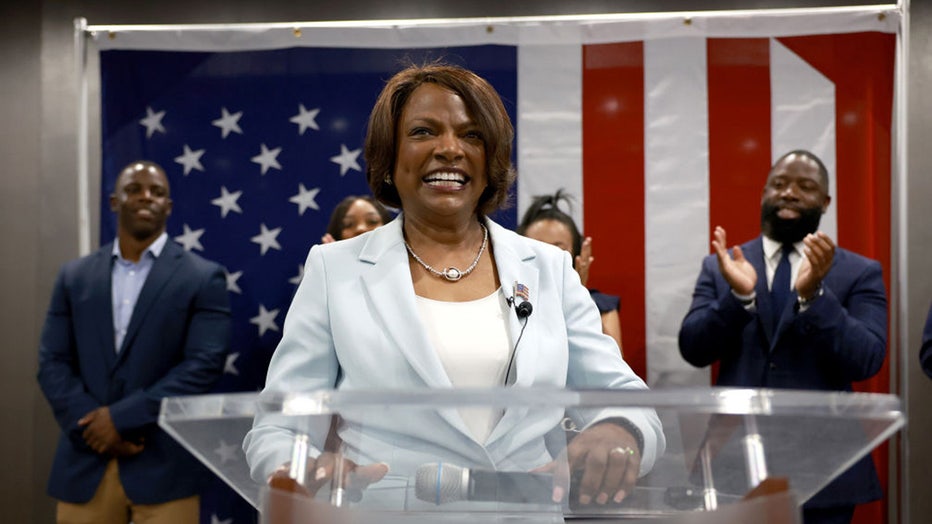 Val-Demings.jpg