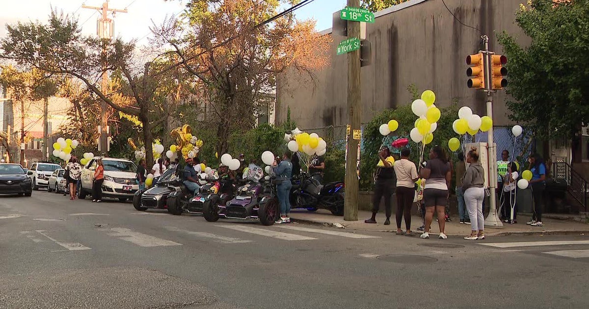 Friends, family hold balloon release to honor woman killed after a ...