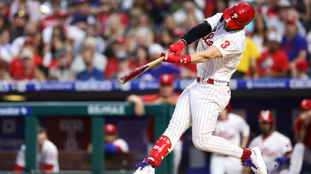 Kyle Schwarber homers, Bryce Harper ejected but Phillies fall to Pirates 3-2