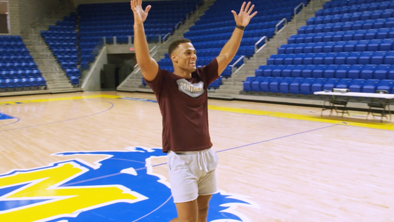 Louisiana basketball coach breaks world record for longest hoop