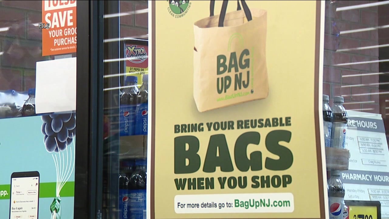 Shoppers caught unprepared, but some show support for N.J.'s new plastic bag  ban 