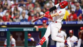 Harper, Schwarber homer to lift Phillies over Nationals 8-5