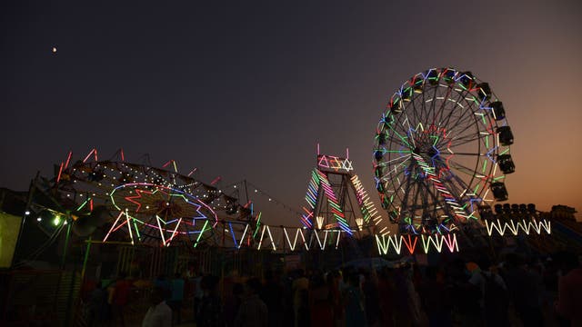 India carnival ride plummets 50 feet, injuring multiple people – including children – in horrifying video