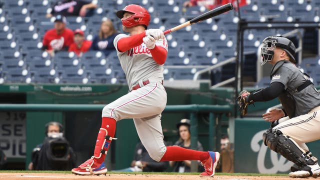 Hoskins homers, Phillies end skid in 5-1 win over Nationals