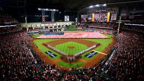 National anthem singer flubs lyrics at World Series opener