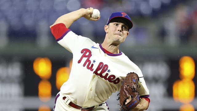 Phillies pitcher Robertson injured celebrating, off NLDS roster
