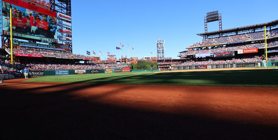 Phils set for 1st home playoff game since 2011, face Braves