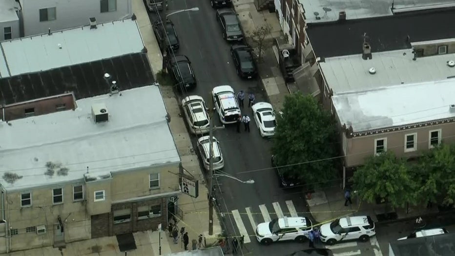 Man, 51, Shot By 4 Men And Killed In South Philadelphia; At Least 30 ...