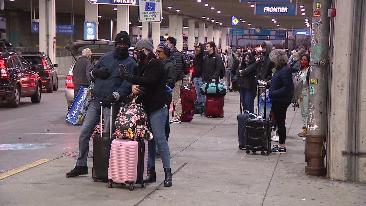 Thanksgiving Travel Expected To Return To Near Pre-pandemic Levels ...