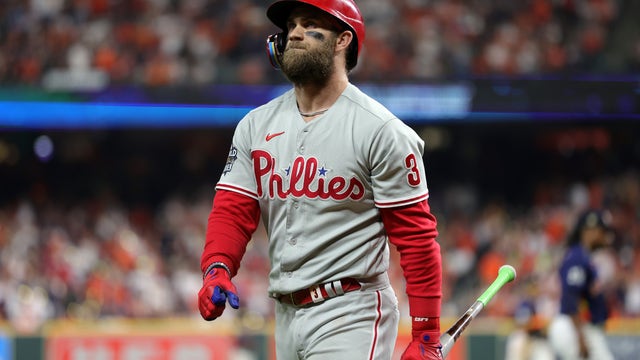 Phillies' Harper to miss start of season after elbow surgery