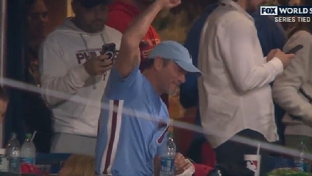 World Series: Tim McGraw happily pays tribute to his dad, relief pitcher Tug McGraw