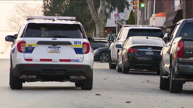 Deadly double shooting erupts inside South Philadelphia home: police