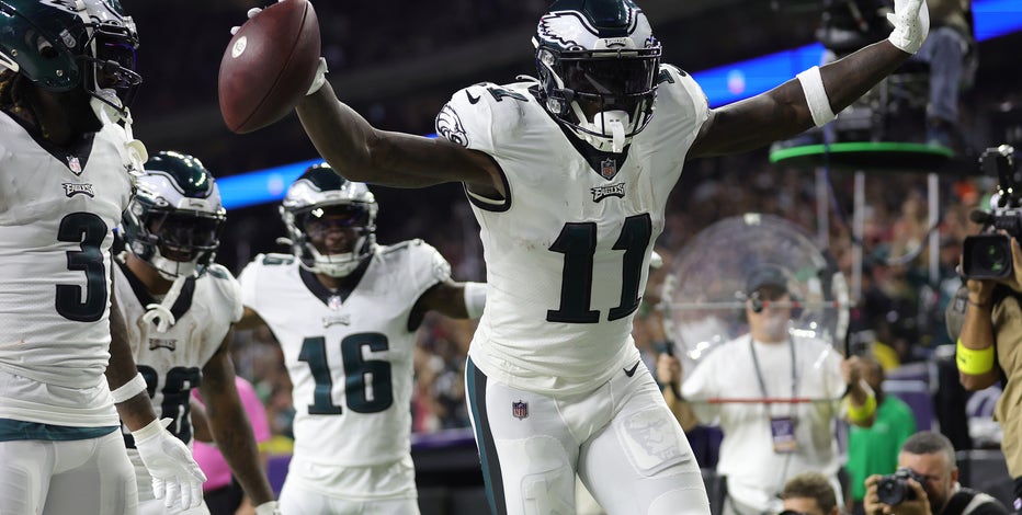 Eagles move to 8-0 after slipping past the Texans – Philly Sports