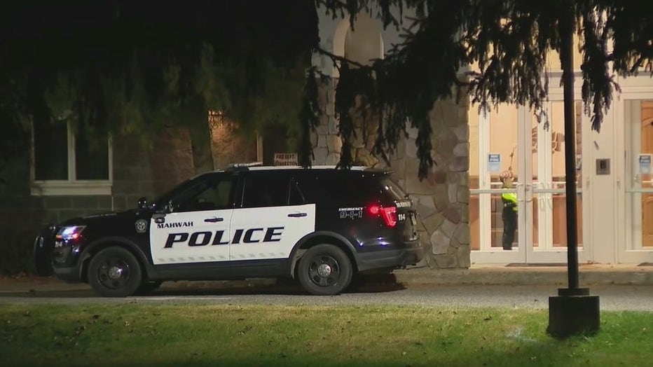 mahwah-police-suv-synagogue