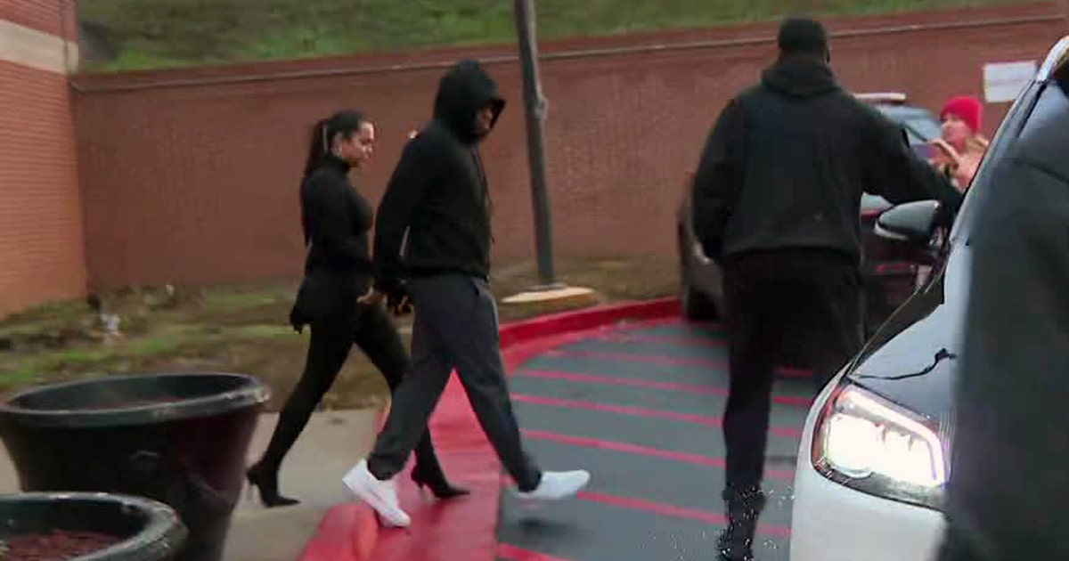Atlanta rapper Gunna pleads guilty in RICO case, released from jail ...