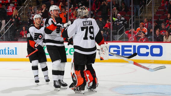 Hart, Flyers send Devils to 4th straight loss, 2-1