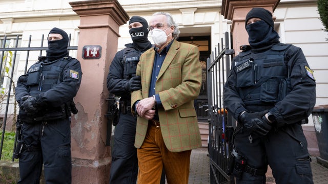 Germany police arrest 25 people suspected of planning armed coup