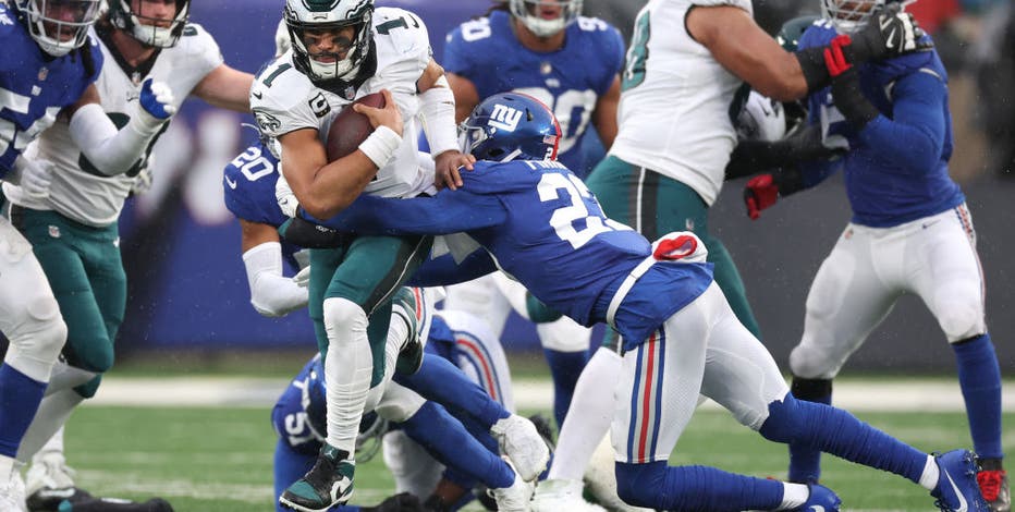 Hurts, Eagles clinch playoffs with 48-22 win over Giants - Seattle Sports