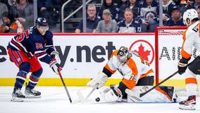 Carter Hart makes 40 saves, Flyers beat Jets 4-0