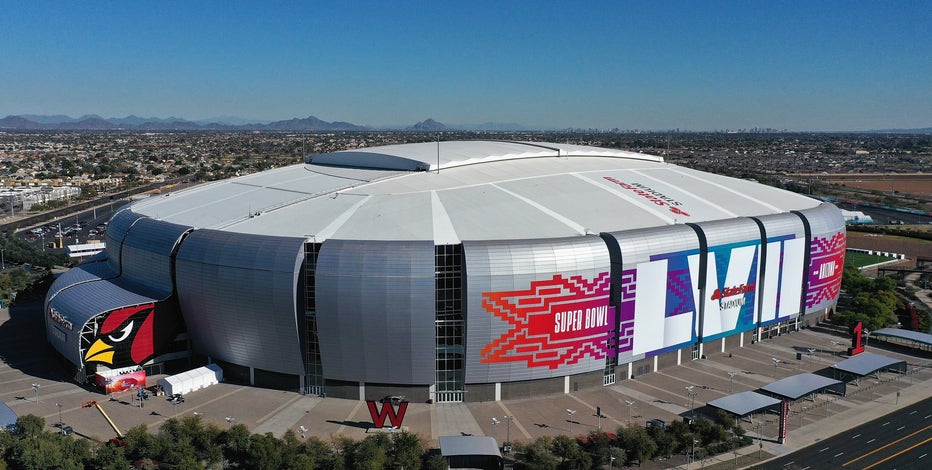 Officials announce date of 2023 Super Bowl LVII in Glendale