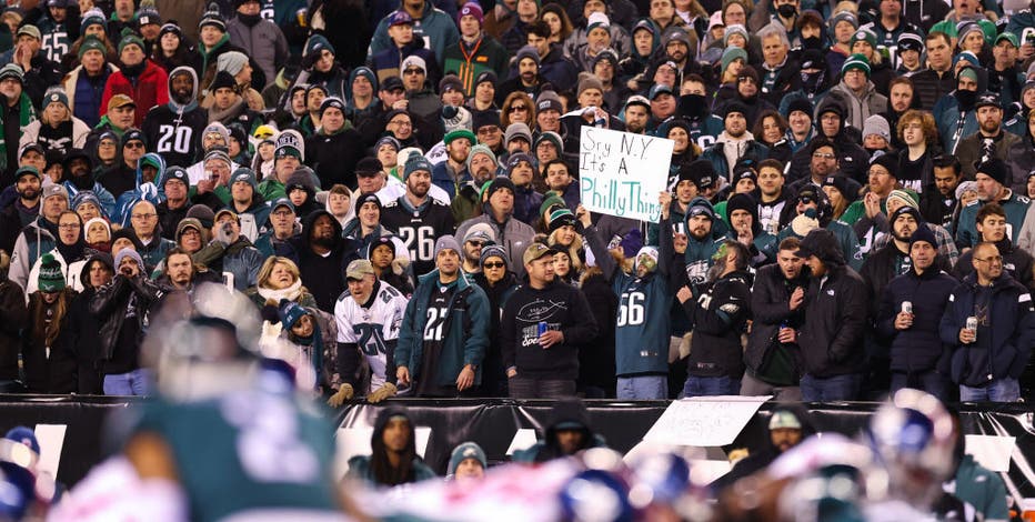 Philadelphia Eagles pound helpless New York Giants to coast to NFC title  game - The Globe and Mail