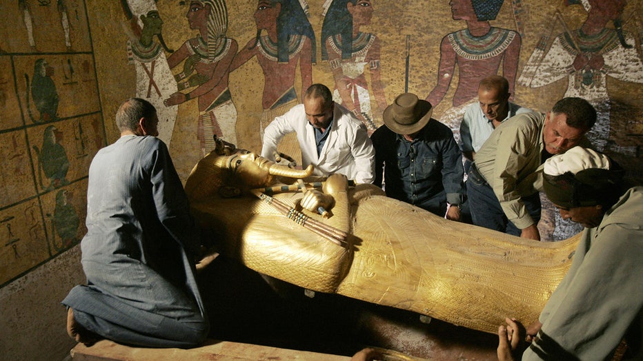 egyptian-tomb