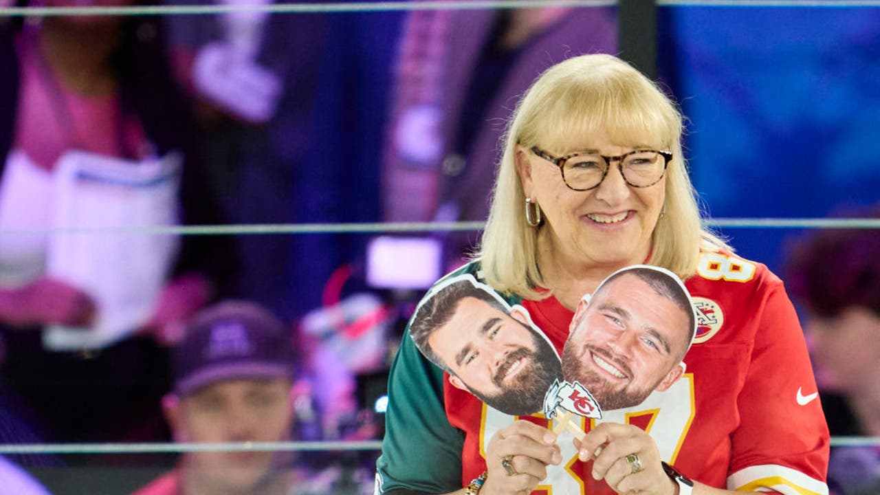 Donna Kelce kept Super Bowl sons fed with chicken ribs