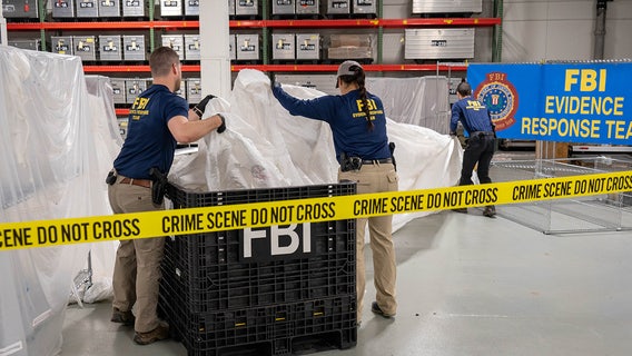 Chinese spy balloon could collect intelligence signals, US says