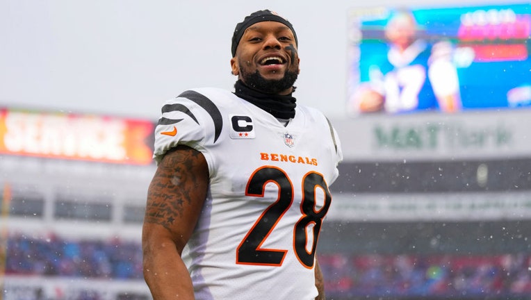 Cincinnati Bengals Stick With Joe Mixon, Despite Speculation About