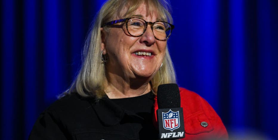 Super Bowl 2023: Jason and Travis Kelce's Mom Has Split Jersey for Sons