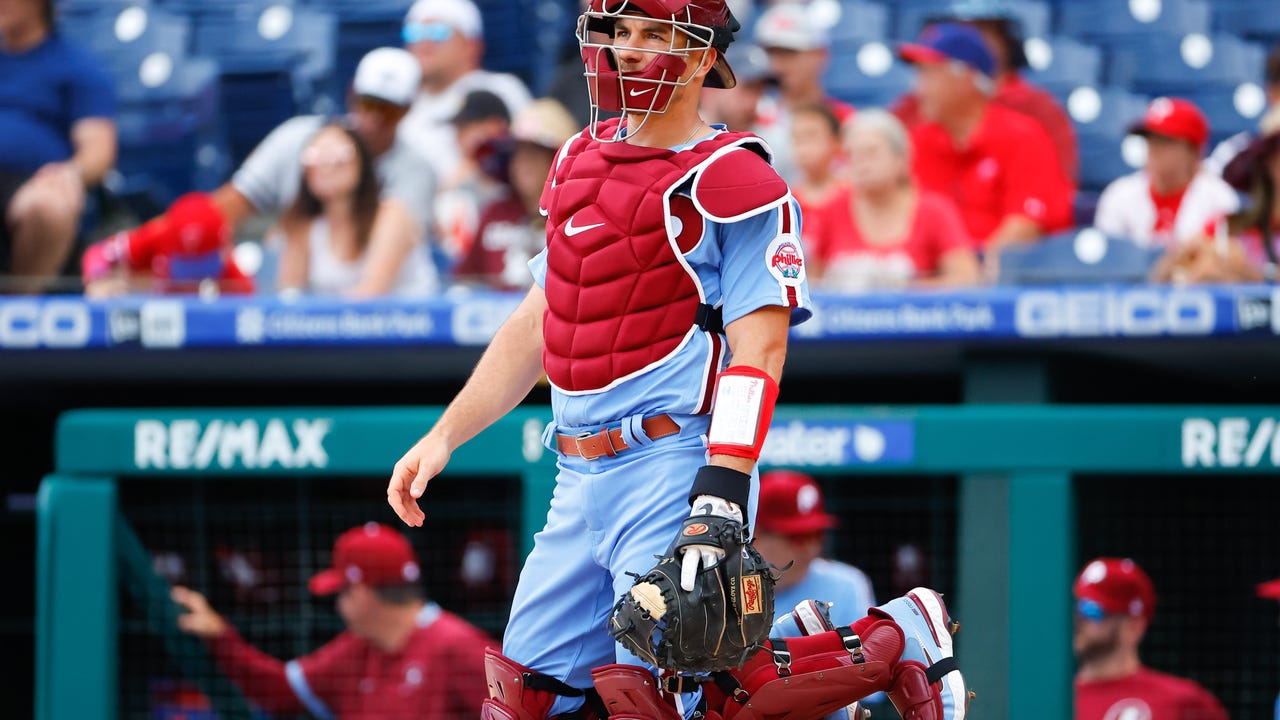 Philadelphia Phillies catcher J.T. REALMUTO batting in the top off the  second inning during the MLB game between the Philadelphia Phillies and the  Hou Stock Photo - Alamy