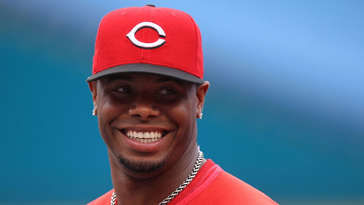 Reds' deal for Griffey rocked baseball world