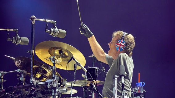 Def Leppard drummer Rick Allen attacked outside Florida hotel, reports say