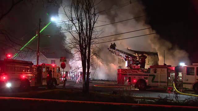 Firefighters battle 3-alarm blaze in homes near site of Pottstown explosion: authorities
