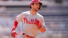 Turner, Marsh hit homers, Phillies beat White Sox 5-2