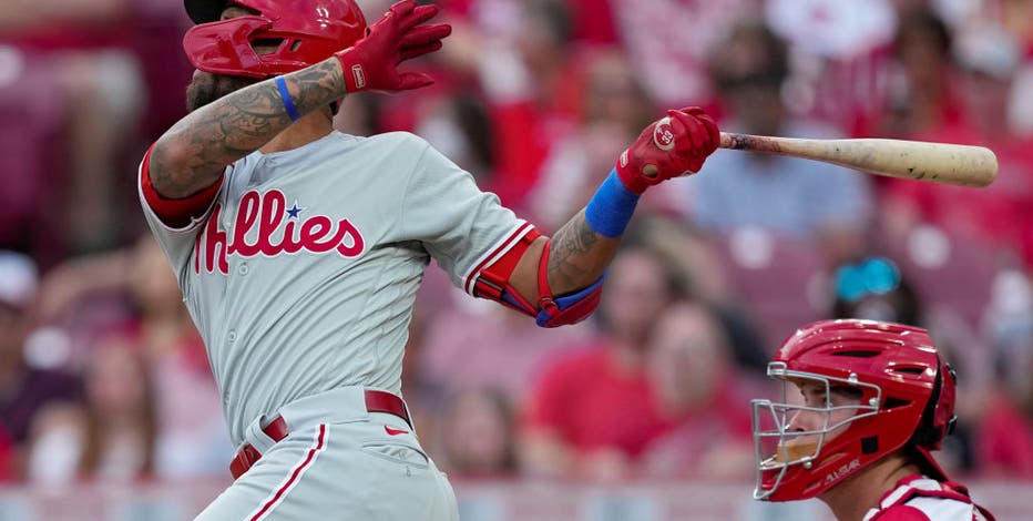 Reds snap six-game losing streak, beat Cardinals