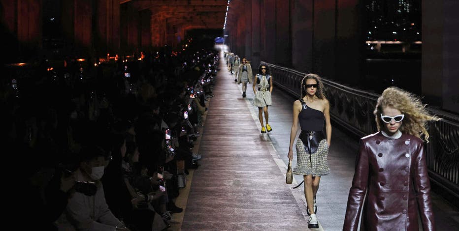 Louis Vuitton turns Seoul bridge into massive runway - The San Diego  Union-Tribune
