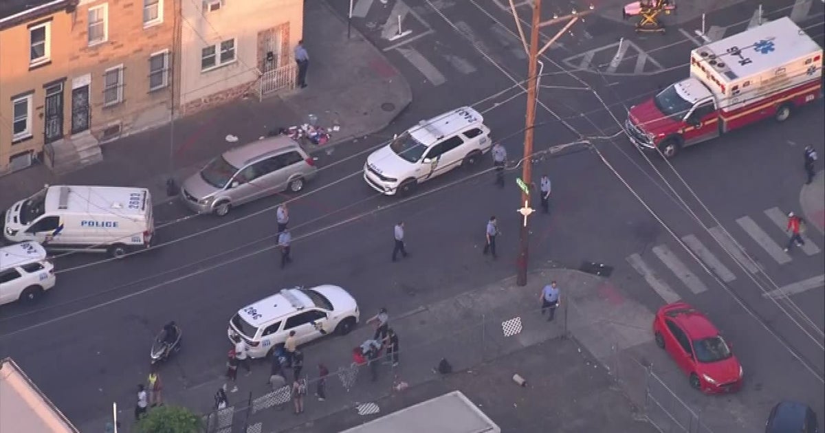 Police: Officer shot in hand inside Kensington home; suspect killed ...
