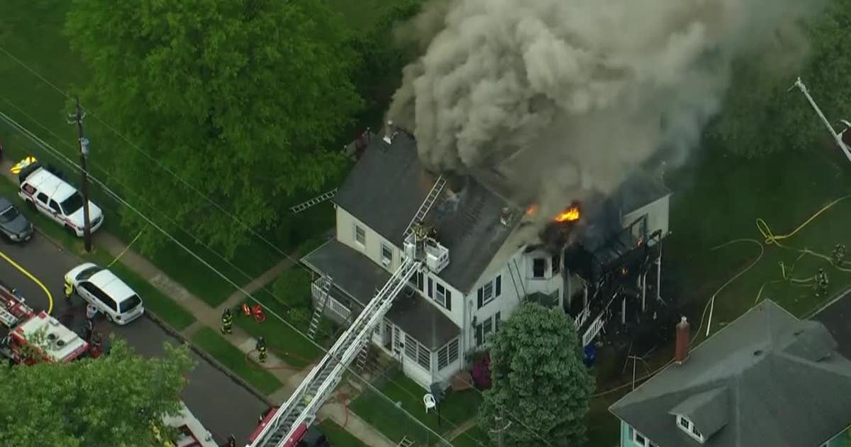 Firefighters extinguish flames in Burlington County house fire, rescue 2 people from roof, officials say | FOX 29 Philadelphia
