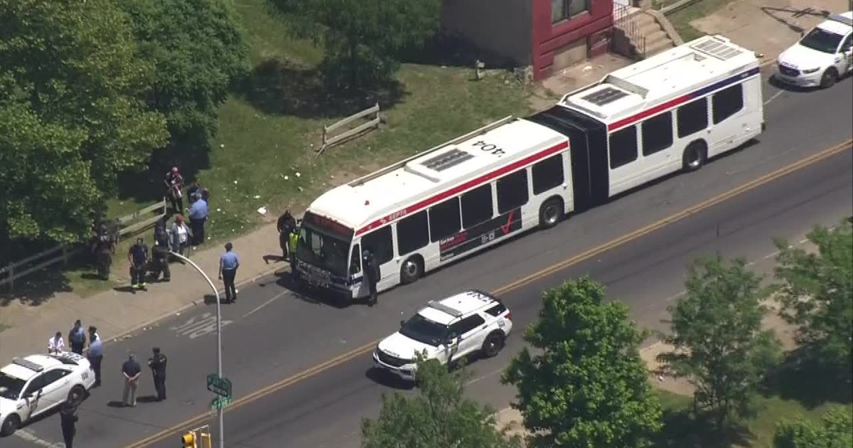 Shooting on SEPTA bus leaves 2 men injured in North Philadelphia | FOX ...