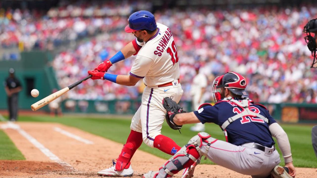 Kyle Schwarber breaks out to help Phillies end slide vs. Red Sox